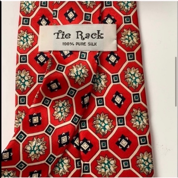 4 Men’s Ties Bundle 1 is Versace - Picture 11 of 14